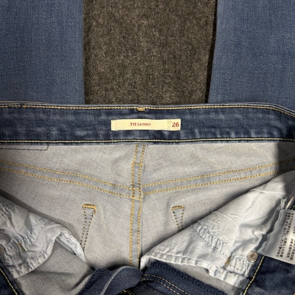 Levi’s 711 Skinny Women's Blue Jeans - Picture 5 of 5